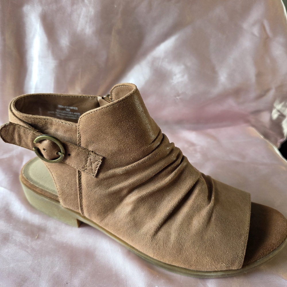 Denver Hayes Brown Open-Toe Sandals